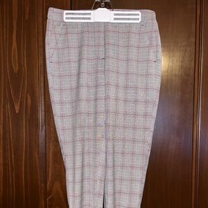 Women’s mid- to high-rise cropped plaid pull-on pants